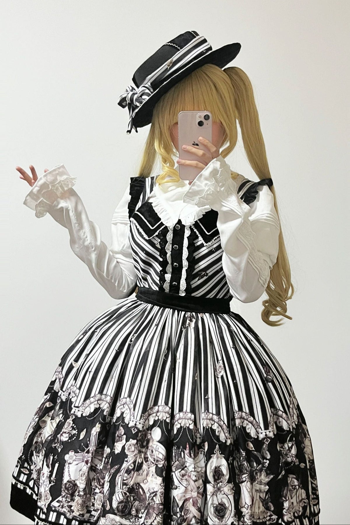 【10月3日予約締切】Black White Striped Gothic Rose Print JKS Dress(Short/Long)+ Low-Waist Square Neck Lace-Up JKS Dress