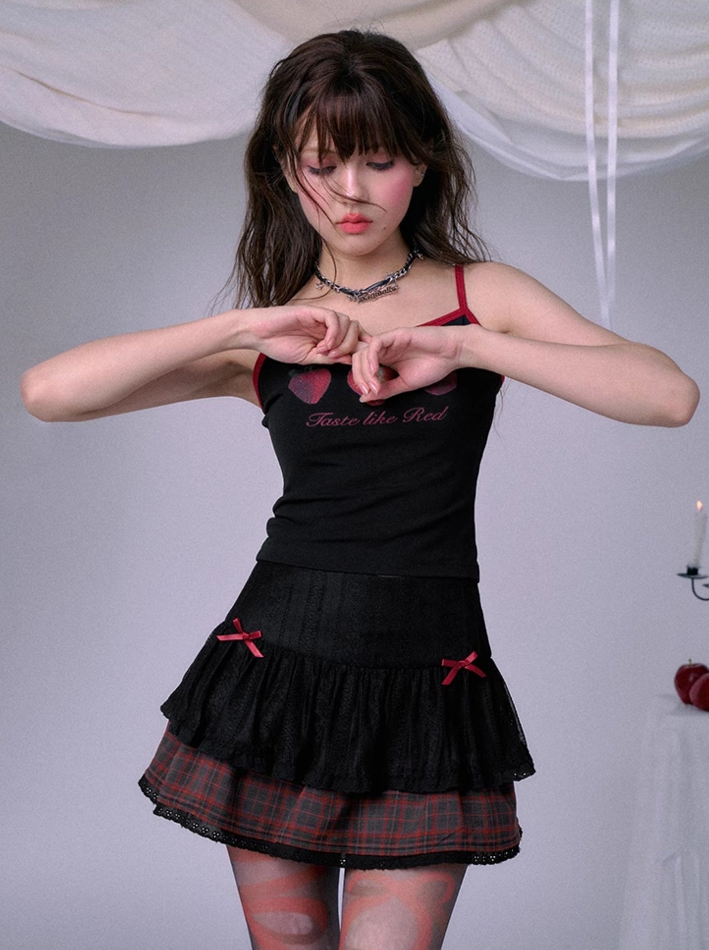 SagiDolls 소녀의 투지 #레드플라워 #아시안걸 다크 레이스 레드 체크무늬 스커트 쇼트 스커트 핫펑크