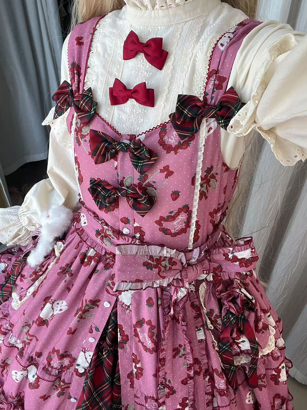 [Pre-order Deadline: January 31] Forest Berry Rabbit Series Lace Stand Collar Ribbon Shirt