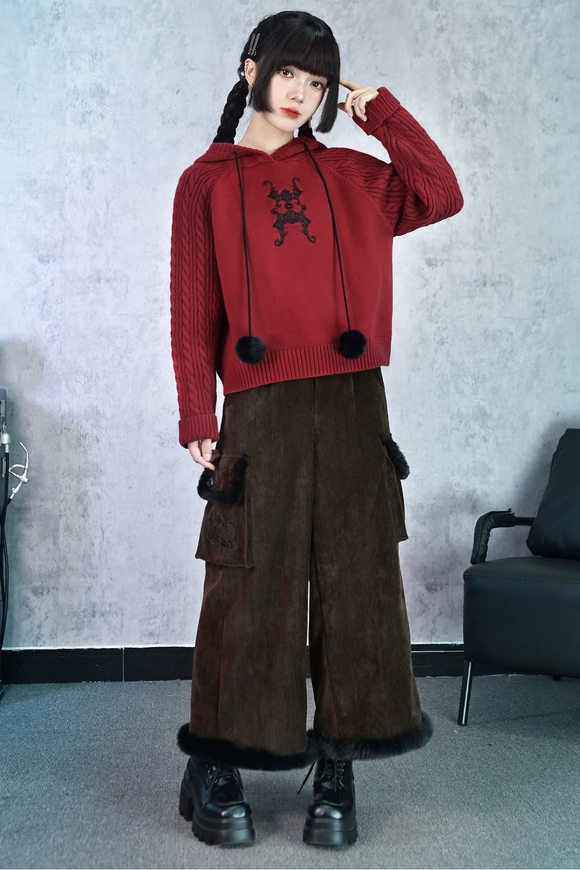 フーバットダークレッドニットフードパーカー