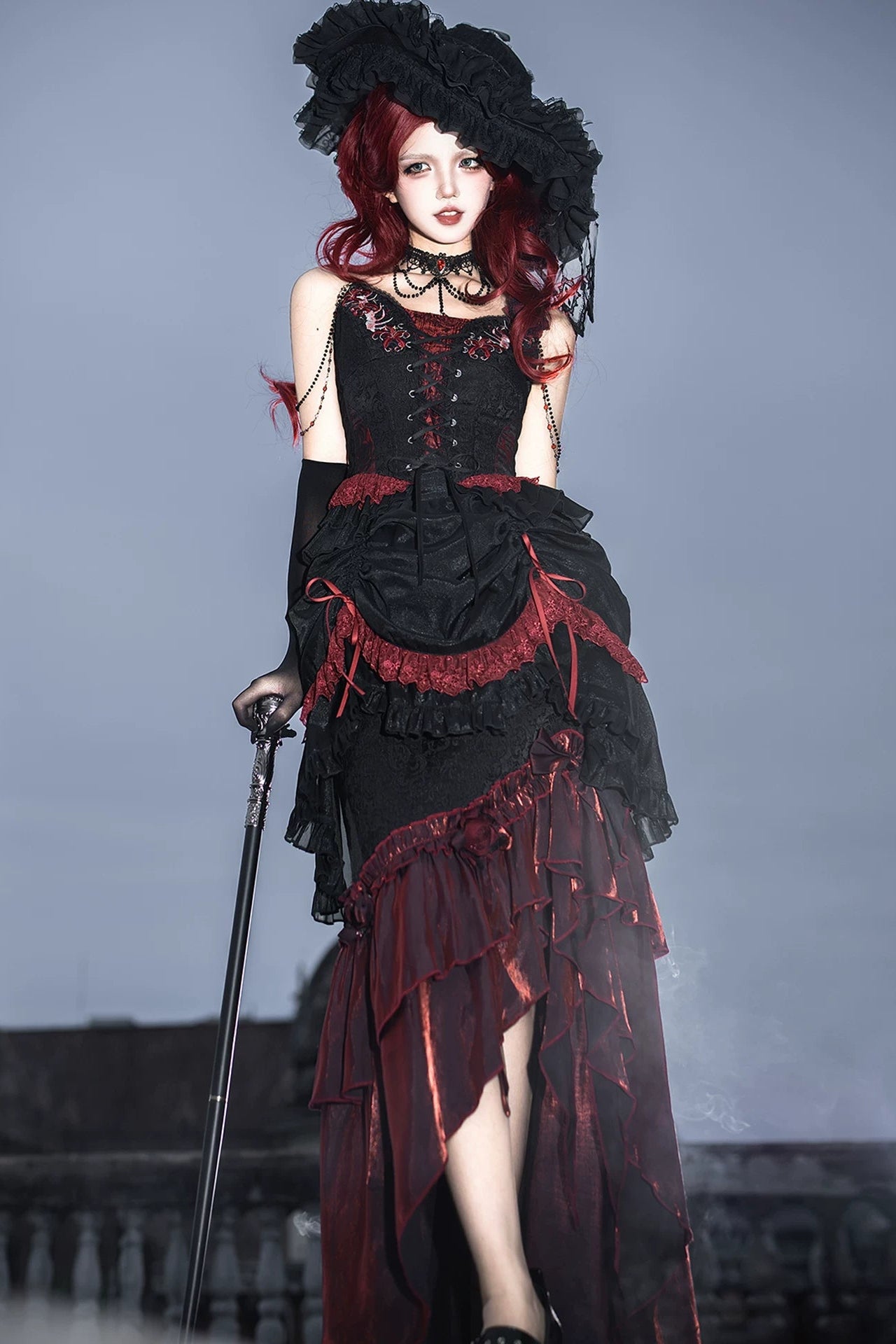 [Pre-order] Red and Black Dark Gothic Lolita Ruffle Slit Long Skirt + Pull-Up Overskirt