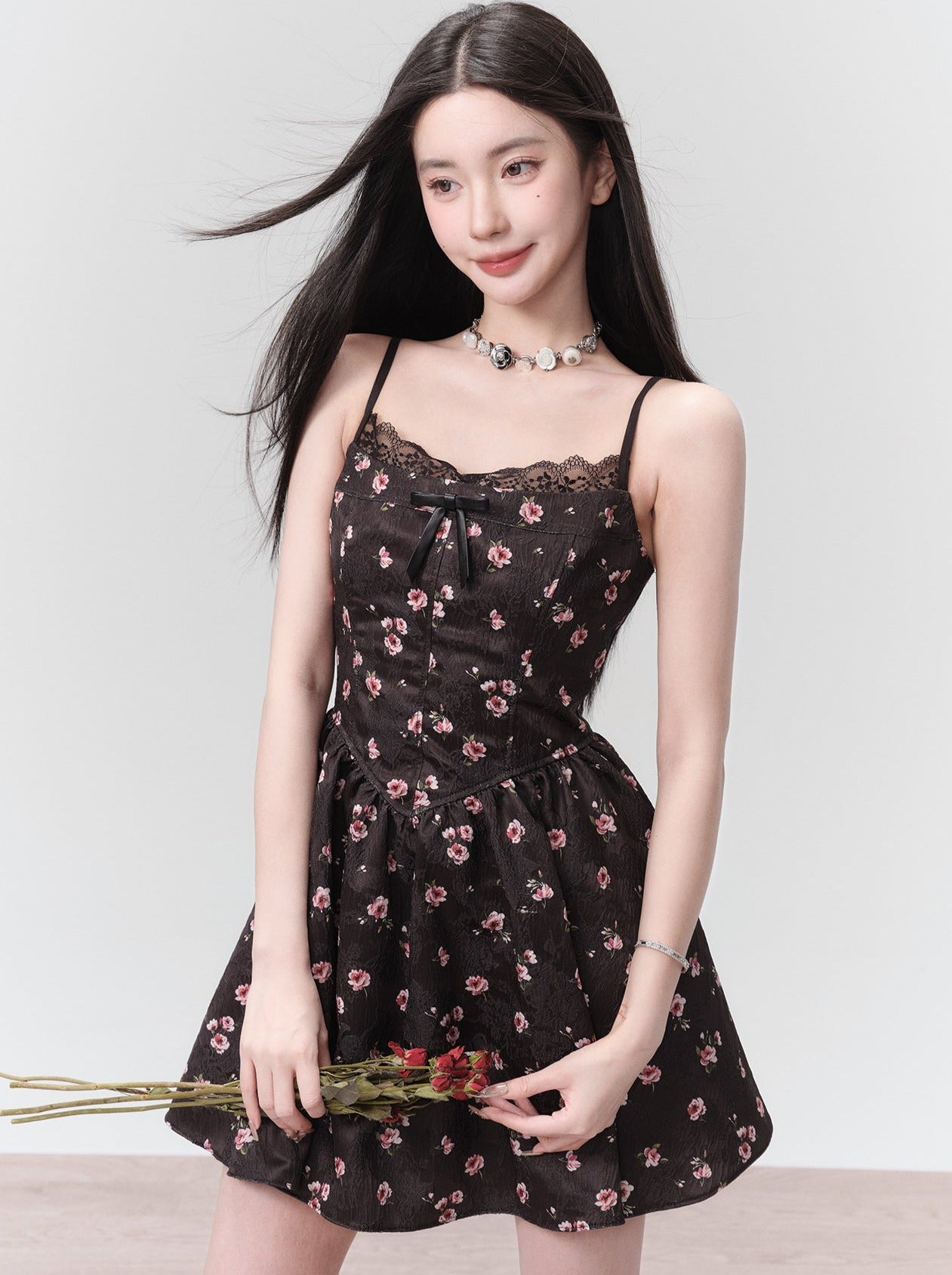 [Spot] Fragile Shop Falling Rose Garden Delicate Floral Slip Dress Temperament Romantic Date Dress