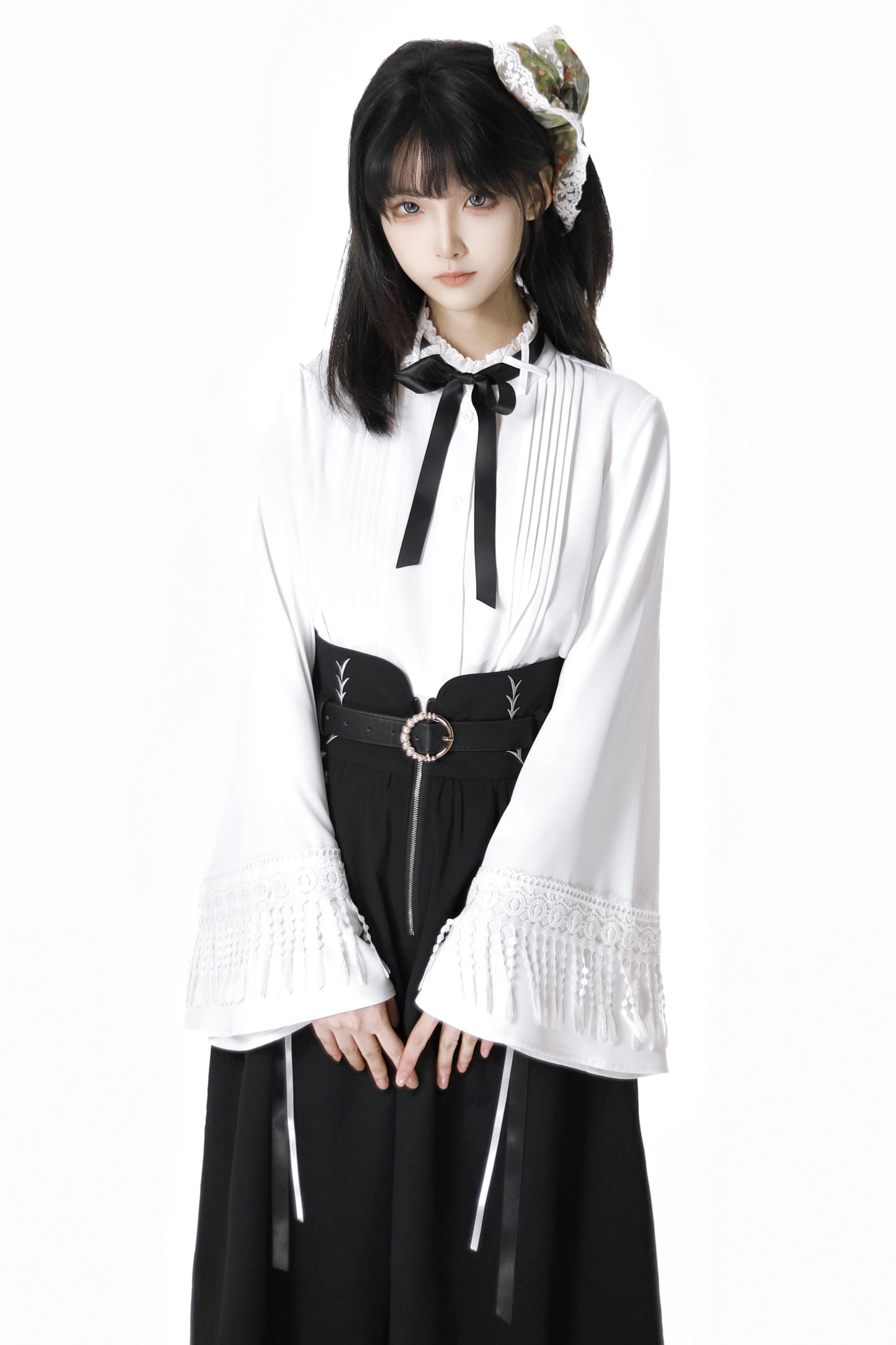 ダークモードスクエアネックカーディガン+シャツ+ロングスカート