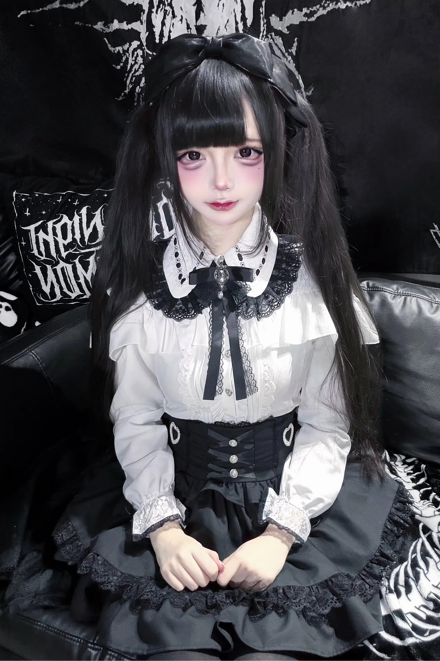 地雷ロングスリーブシャツ+ハイウエストスカート+リボンネクタイ