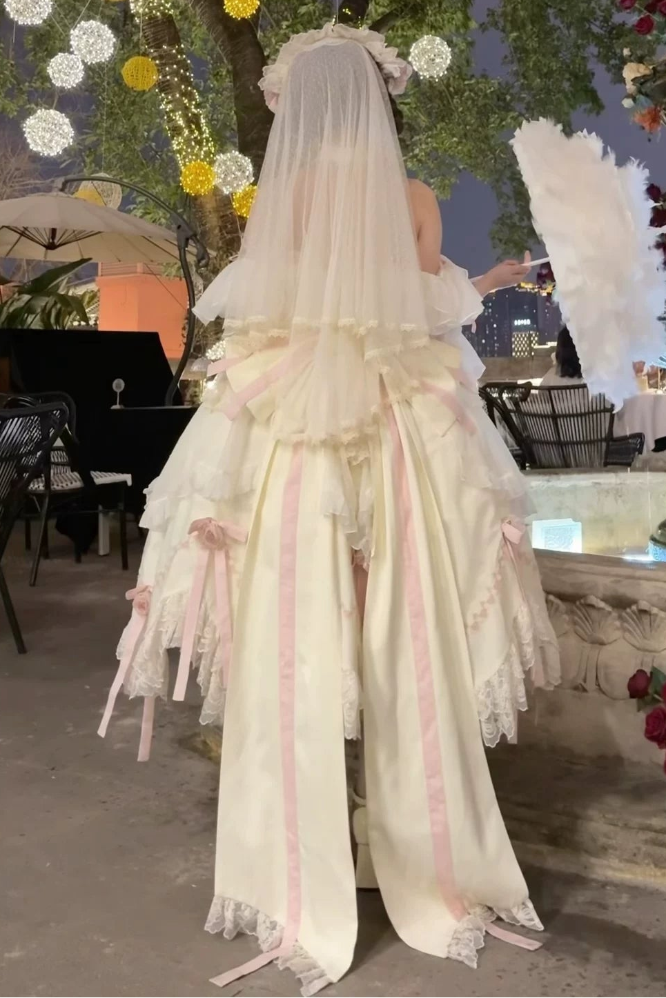 スイートプリンセスドレス+トレーン+ ベール +アクセサリー