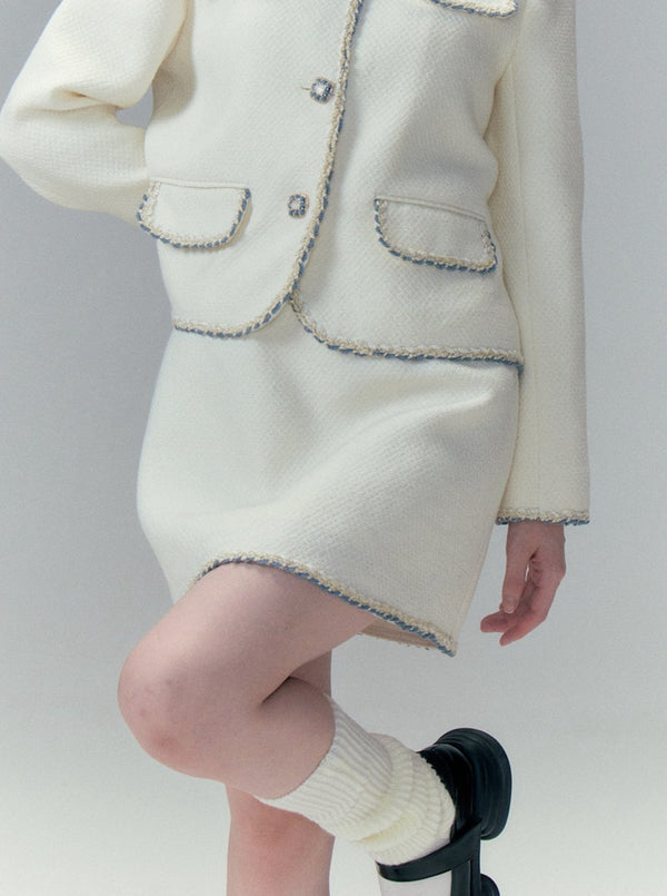 Girly short jacket + tight skirt