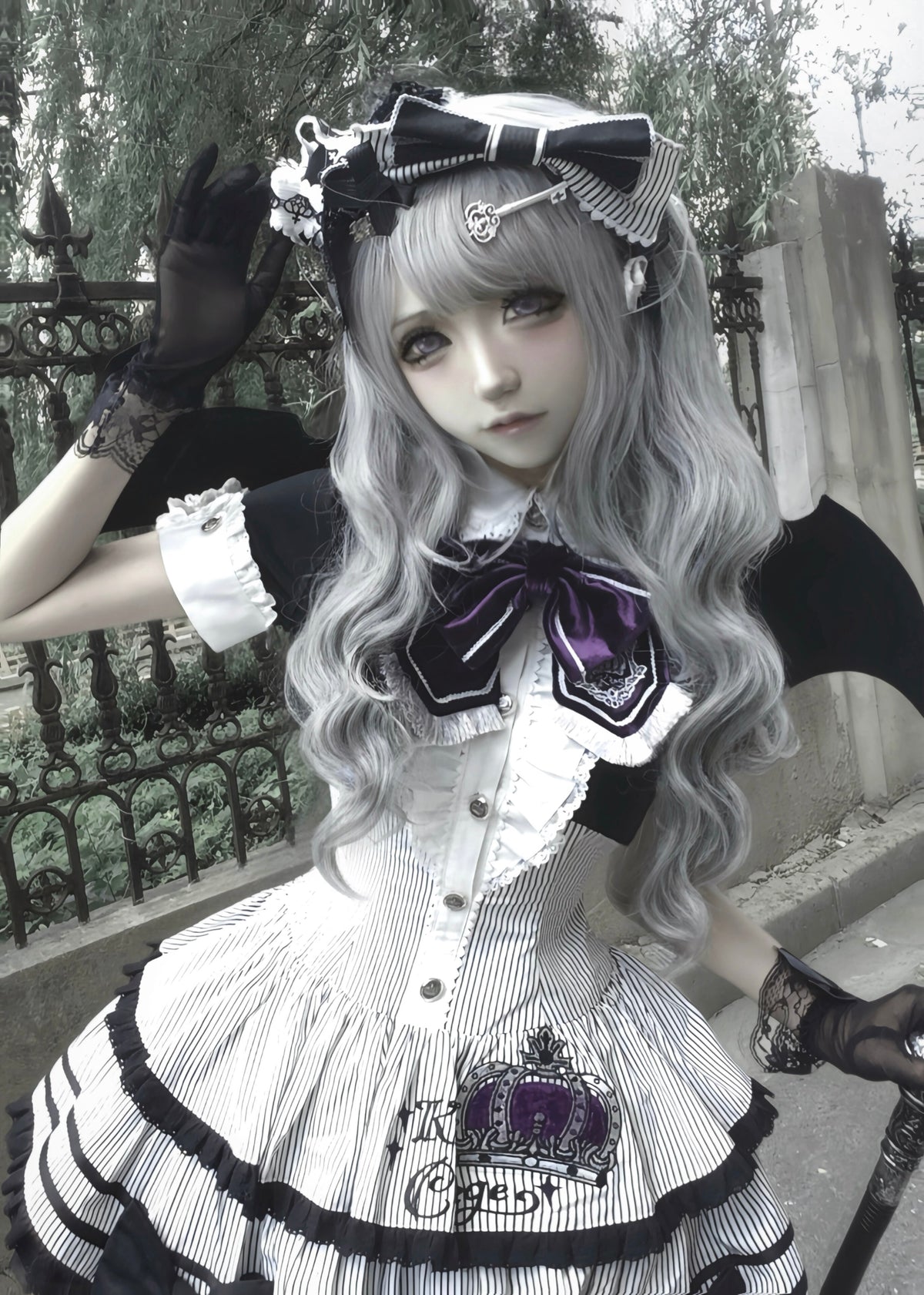 [Pre-order Deadline: March 31] Magical Academy Elegant Crown Embroidery Dress Type A/B