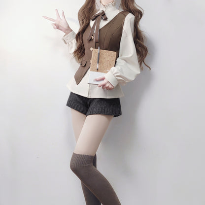 レトロロングコート+スカート+シャツ+ベスト