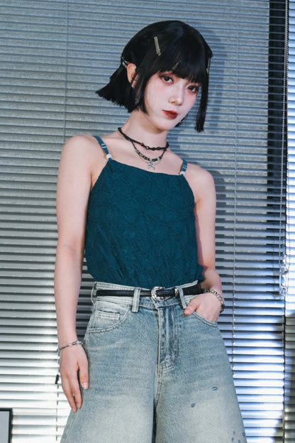 Mode Design Textured Sleeveless Top