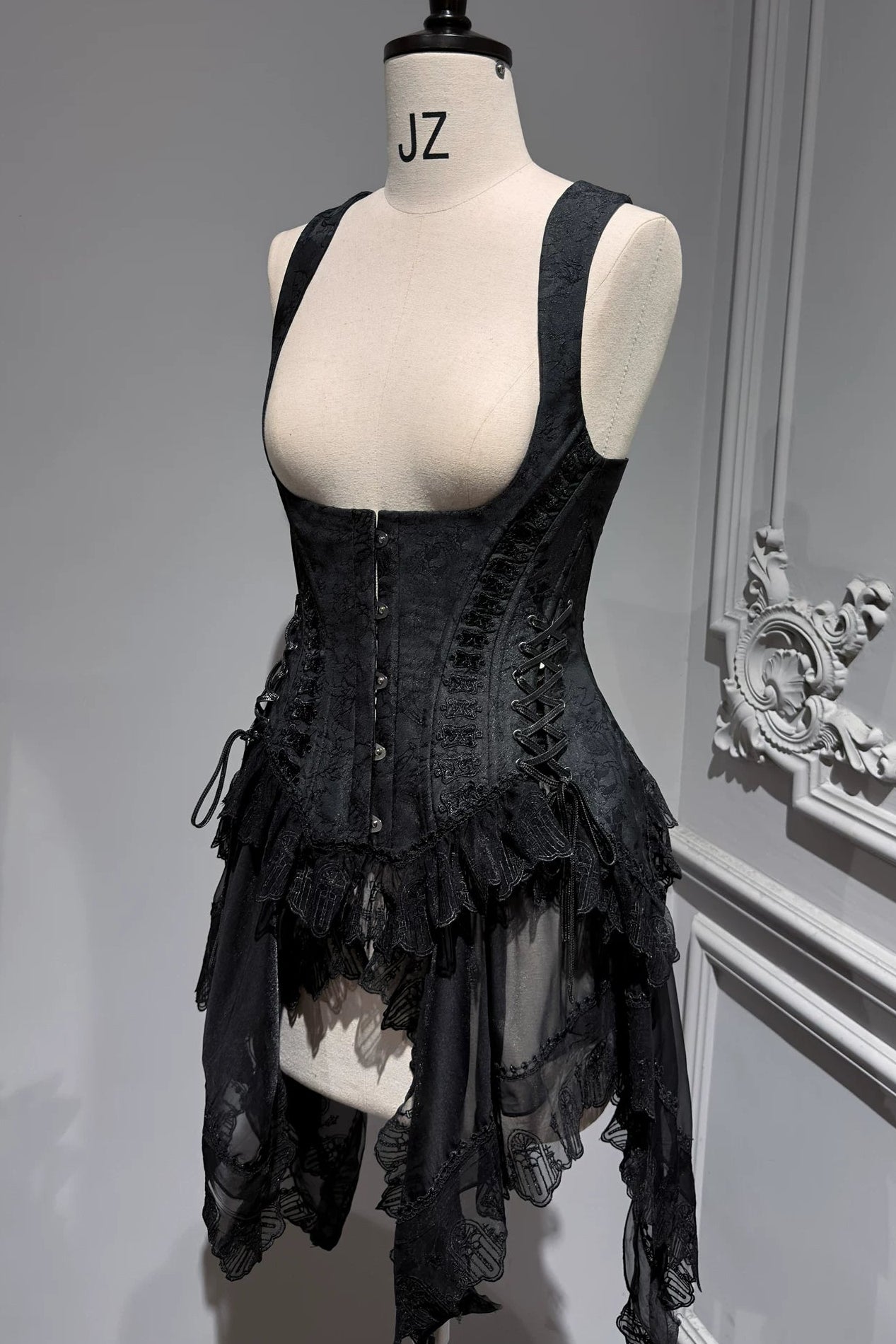 【4月19日预售截止】哥特蕾丝连衣裙+胸衣+裙子+上衣+发带+帽子+胸针