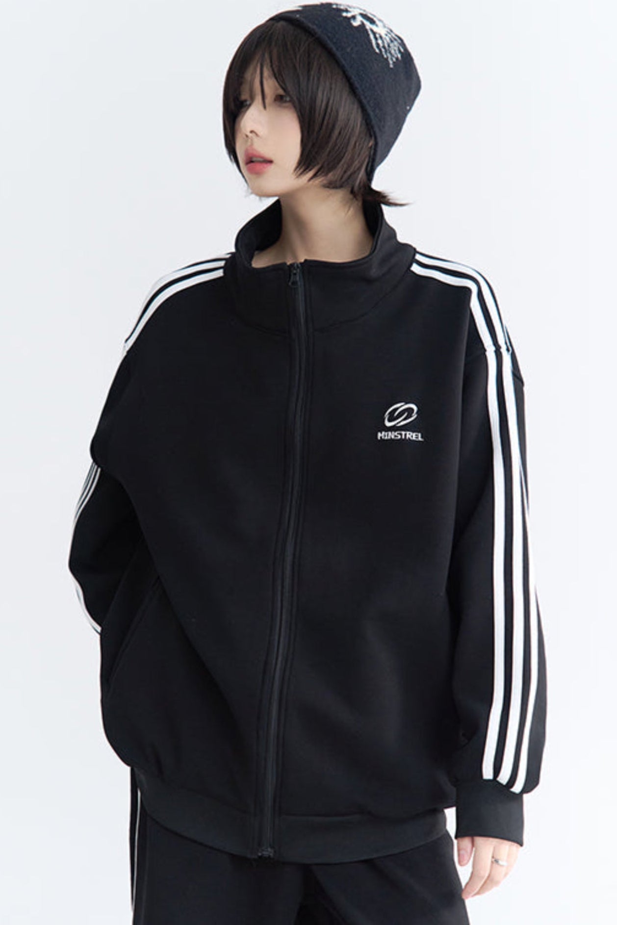 ミュージアムスタイルジップジャケット＋パンツ