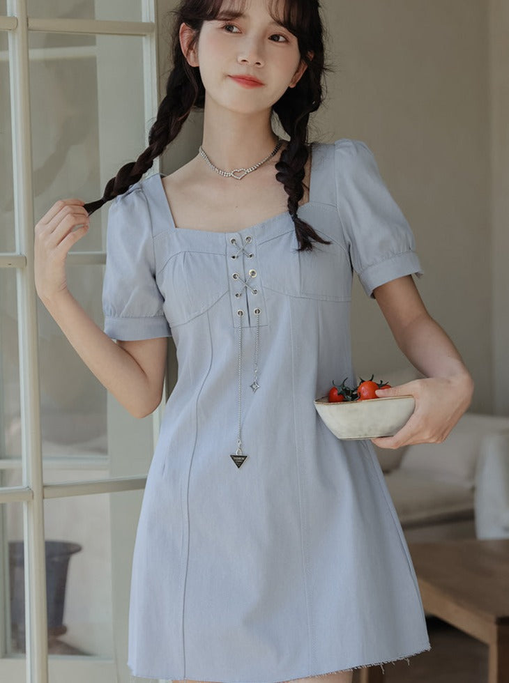 Puff sleeve slim square color dress