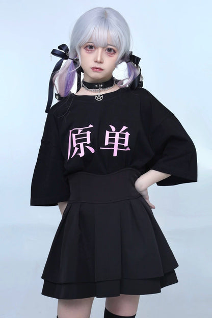 闇堕ちガーリーロゴTシャツ