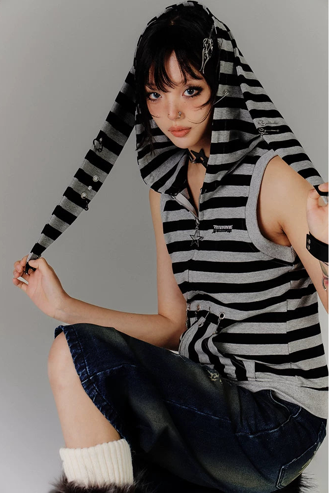 レトロストライプドラビットイヤートップス