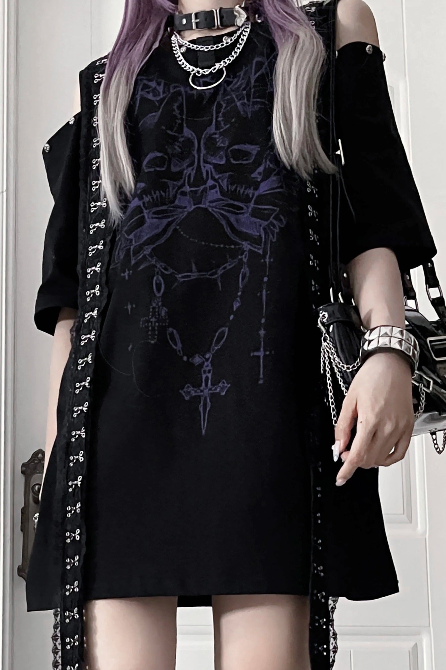 Sleepwalking Double-Skull Off-Shoulder Tops