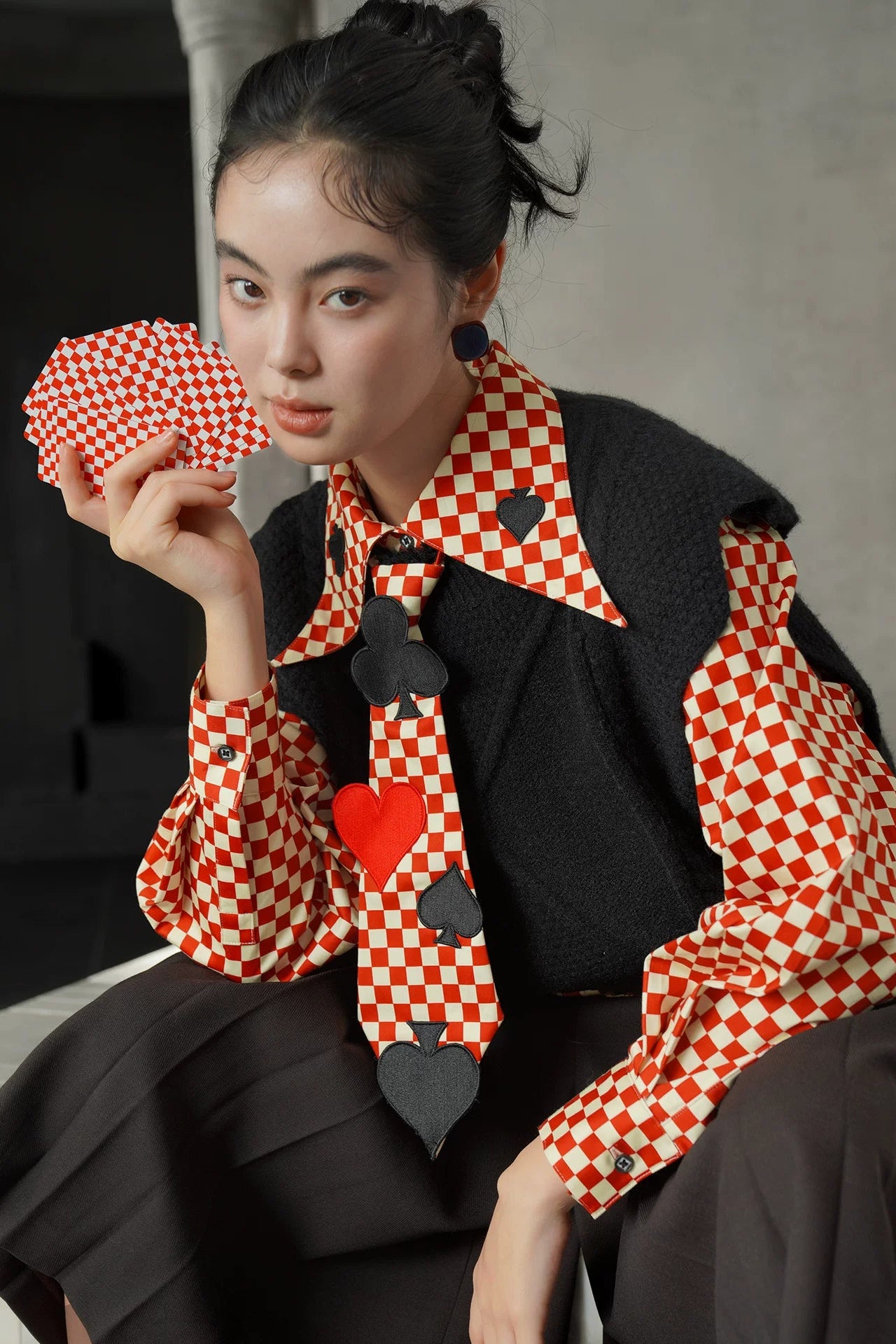 レトロモードダークルーズニットベスト