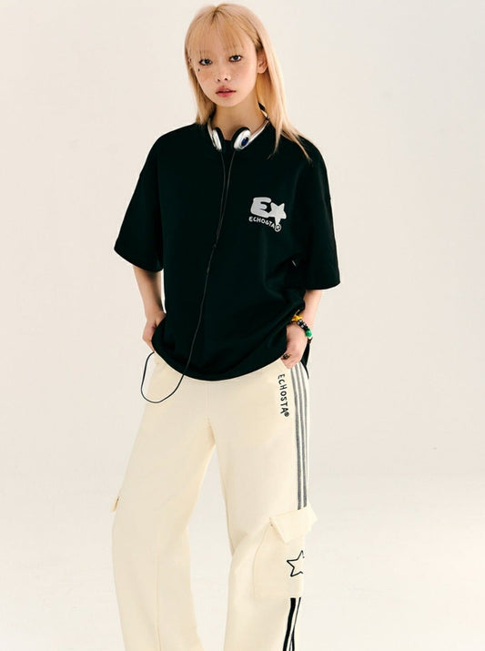 Multicolor bag logo over T -shirt