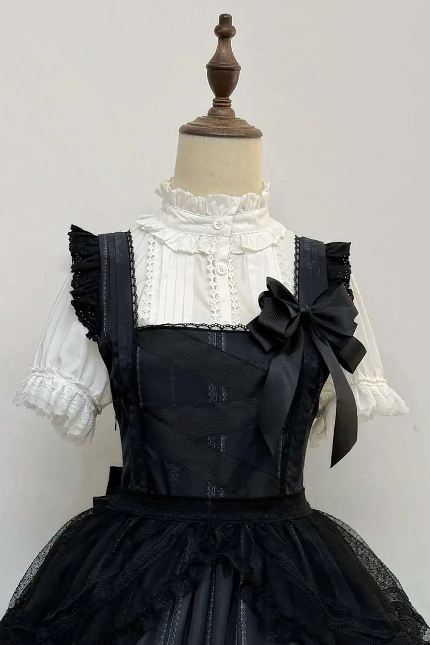 【10月13日予約締切】White Lolita High-Neck Shirt With Detachable Bell Sleeves And Lace Ruffles