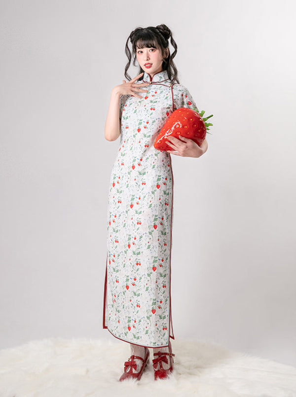 ストロベリーパイピングチャイナドレス