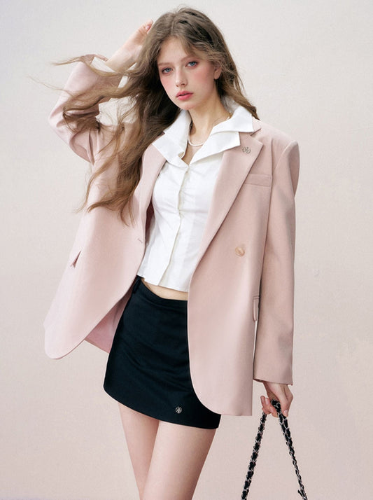 Kroche's flagship store is simple and temperamental, pink casual blazer, and a new high-end loose top