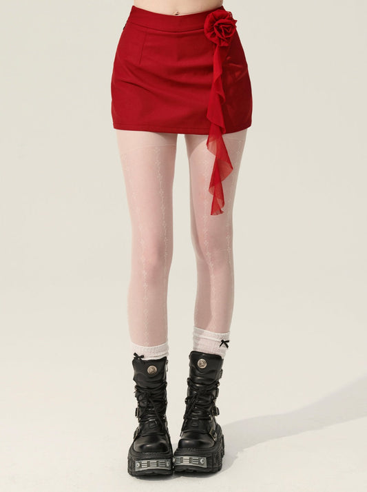 [On sale at 20 o'clock on May 31st] Less eyes wear a Model red skirt with a hip-hugging design skirt