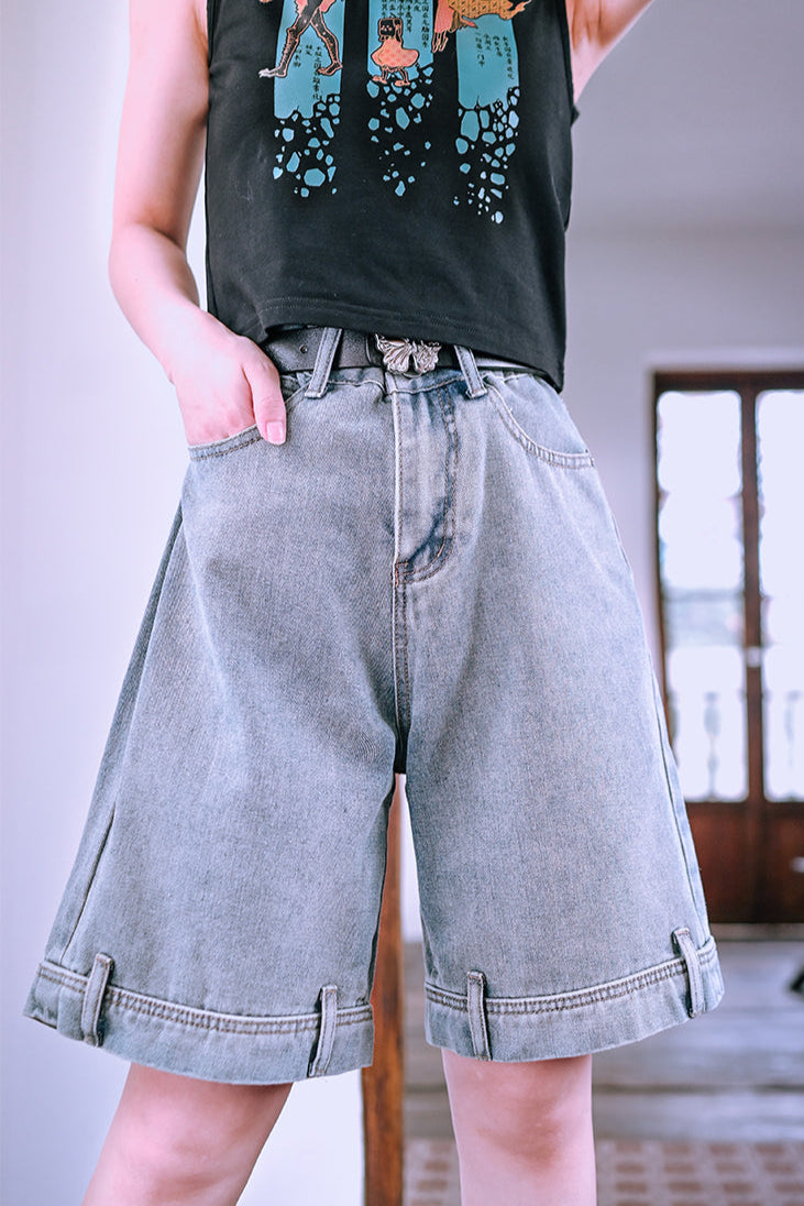 ウォッシュブルーデニムハーフパンツ