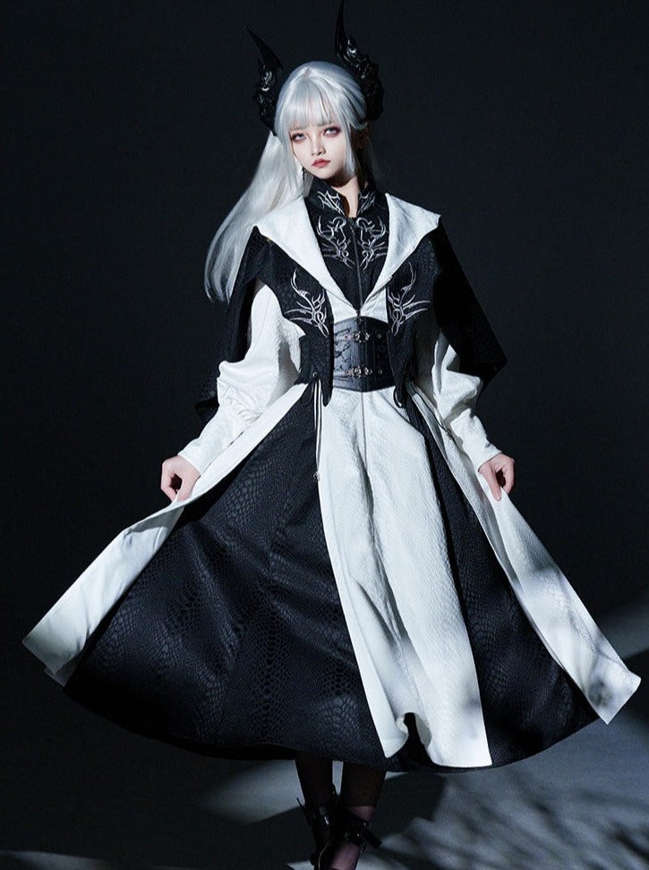 [Reservation Deadline: March 28] Dragon Scale Gothic Lolita Jumperskirt + Long Coat🐉