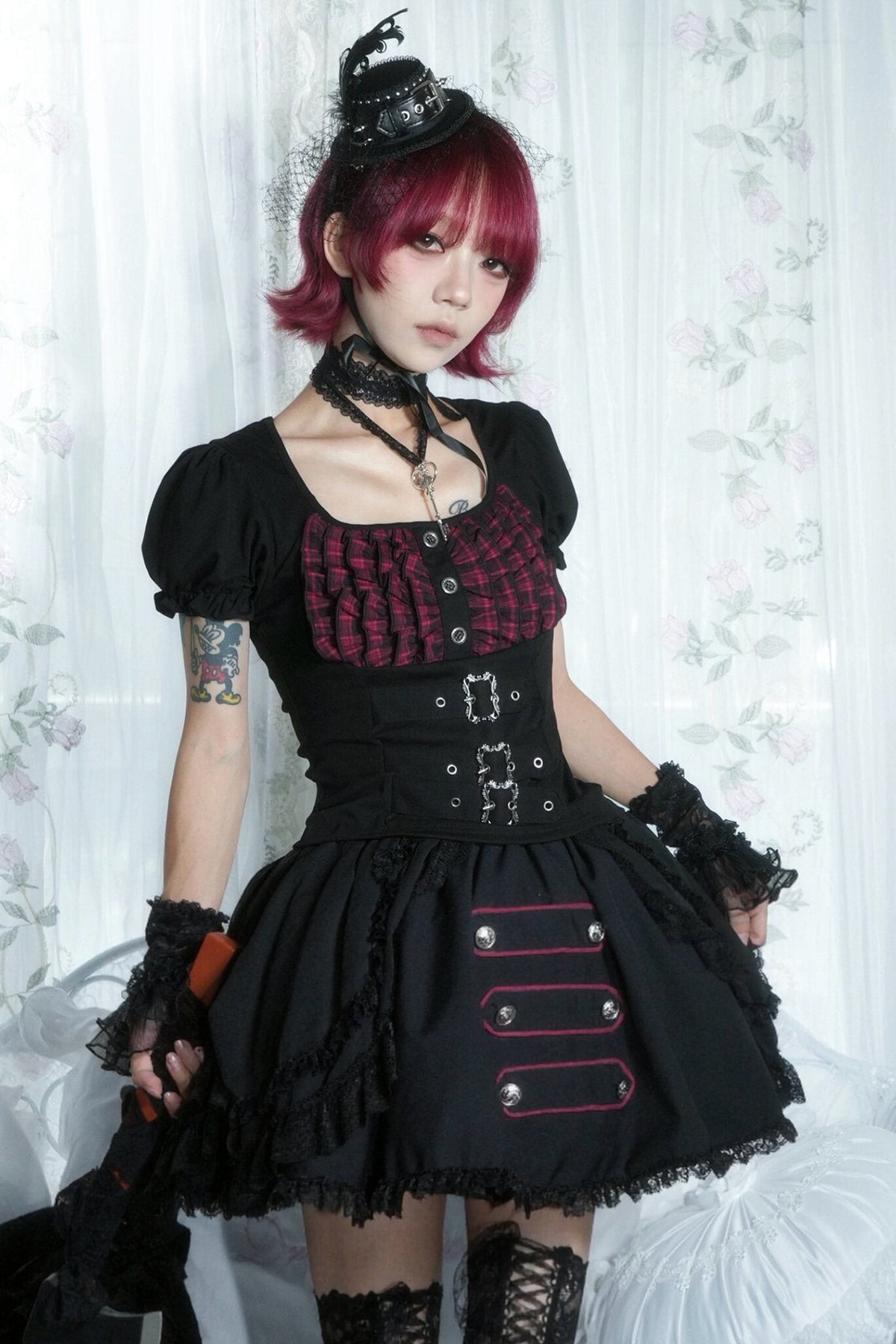 Original from Jiuyu Market: Black and Red Plaid Puff-Sleeve Knit Top with Military-Style Mesh Cake Skirt Set