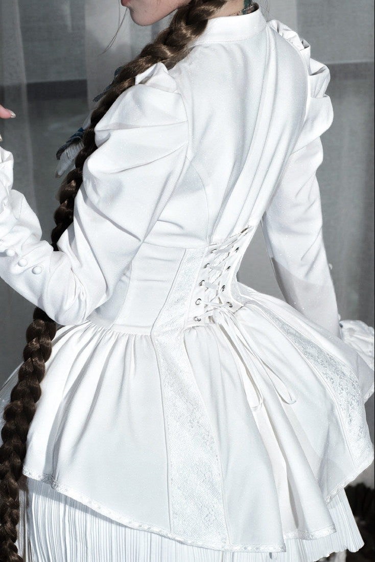 [Reservierungsschluss 14. Oktober] Schwarz-weißes Gothic-Lolita-Minikleid mit Schmetterlingsschleife, Bandkragen und Schnürung am Rücken