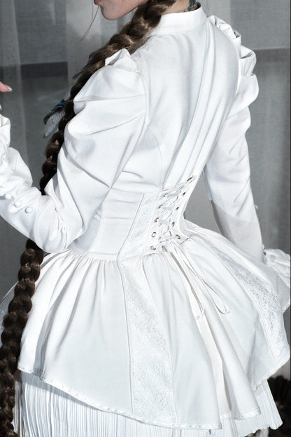 [Reservierungsschluss 14. Oktober] Schwarz-weißes Gothic-Lolita-Minikleid mit Schmetterlingsschleife, Bandkragen und Schnürung am Rücken