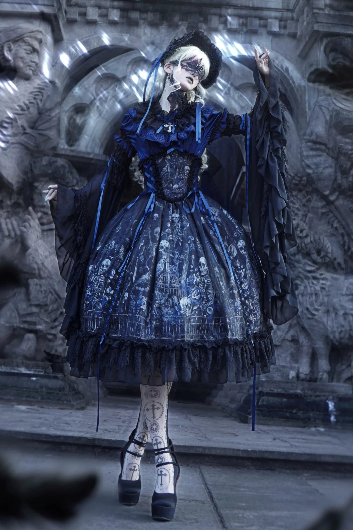 【11月25日予約締切】Gothic Lolita Frill Lace Puff Sleeve Satin Shirt + Skeleton Lace Layered Corset Skirt + Detachable Bell Sleeves + Bonnet Set