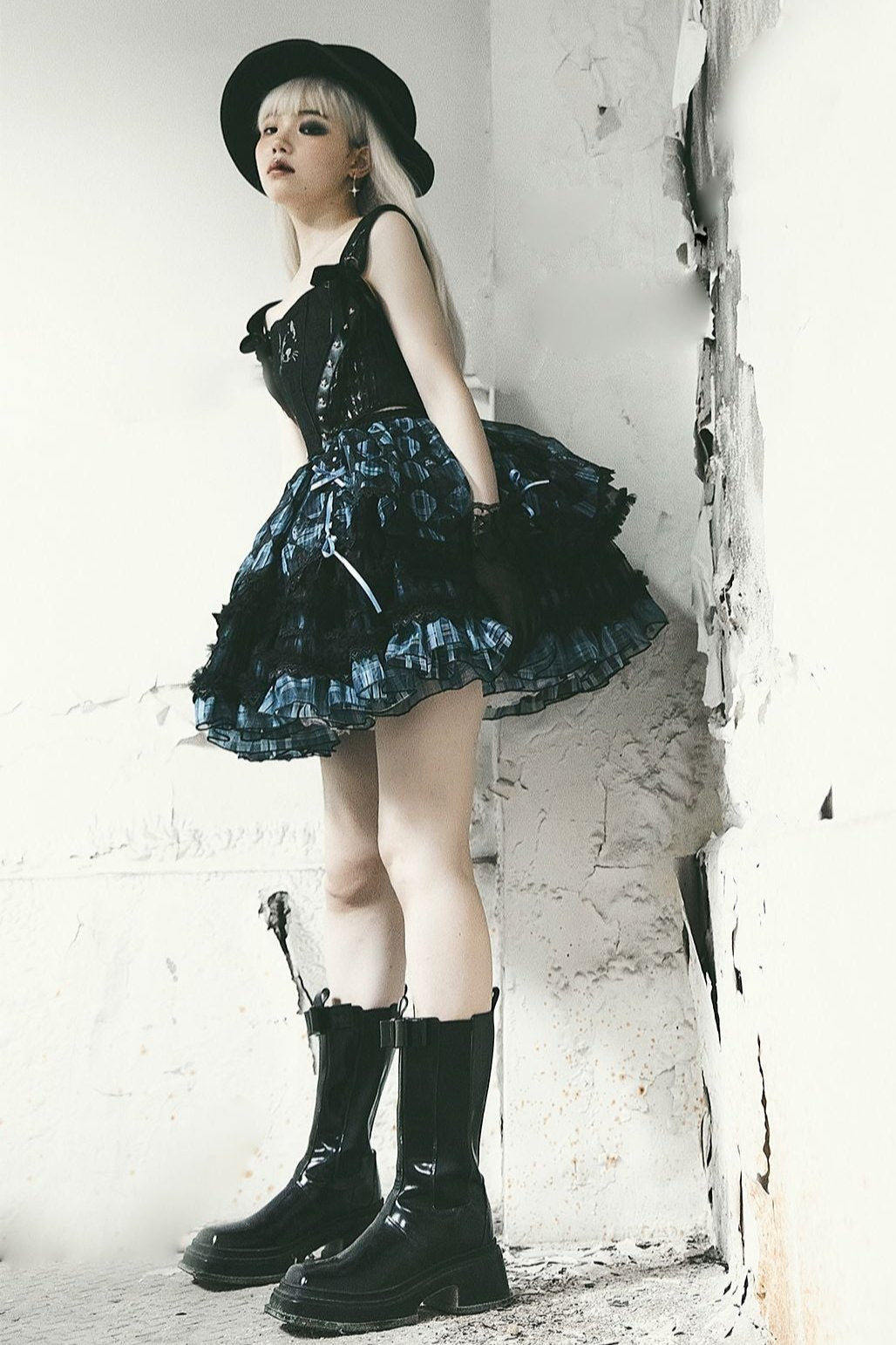 Alice Inn Wanderland Dark Punk Goss Dress Suit