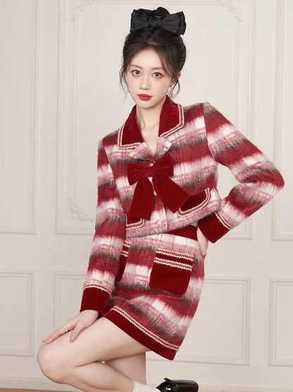 Red sweet ribbon coat + double pocket skirt