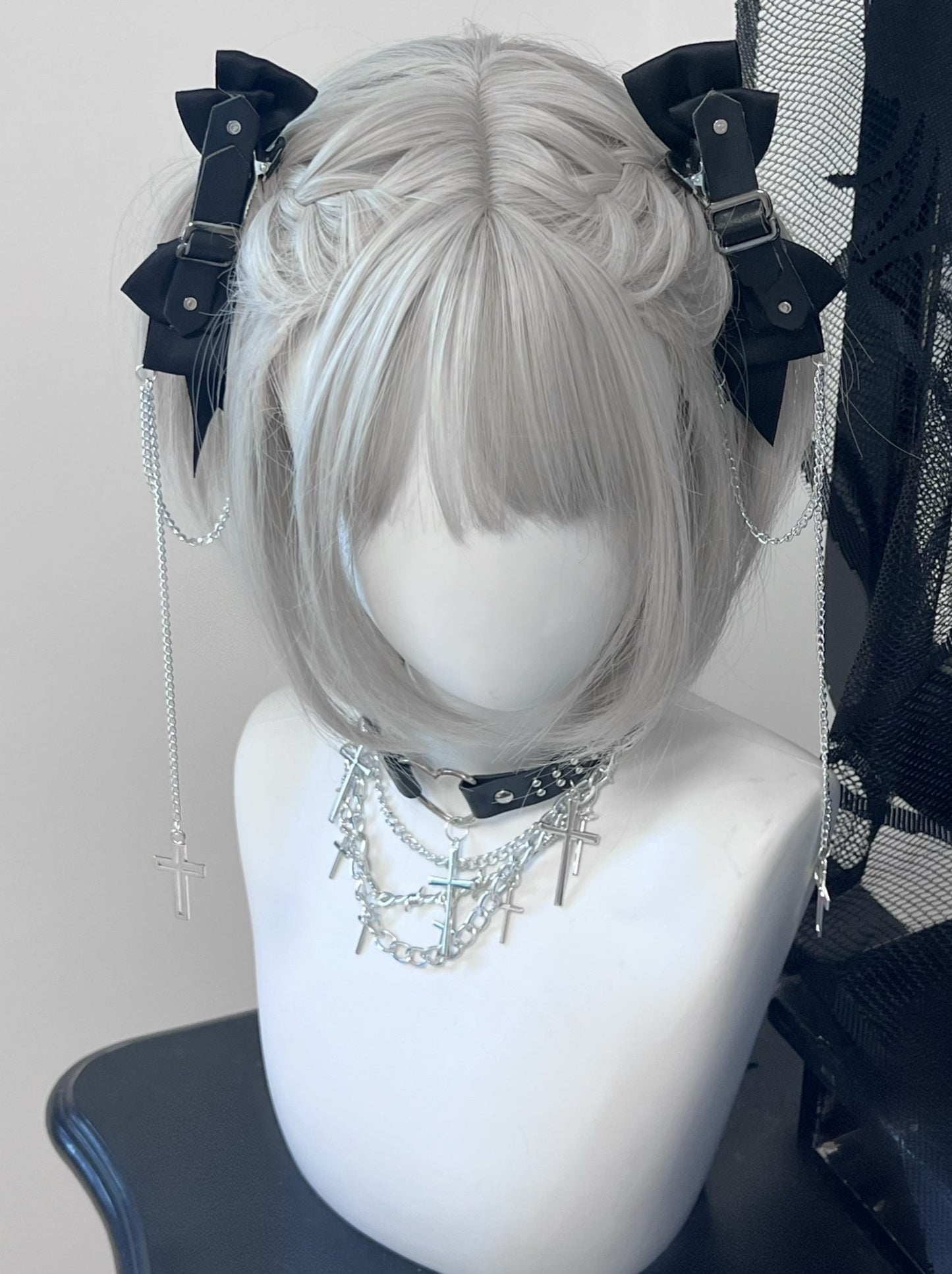 リボンレザーバックルアクアマインヘアピン