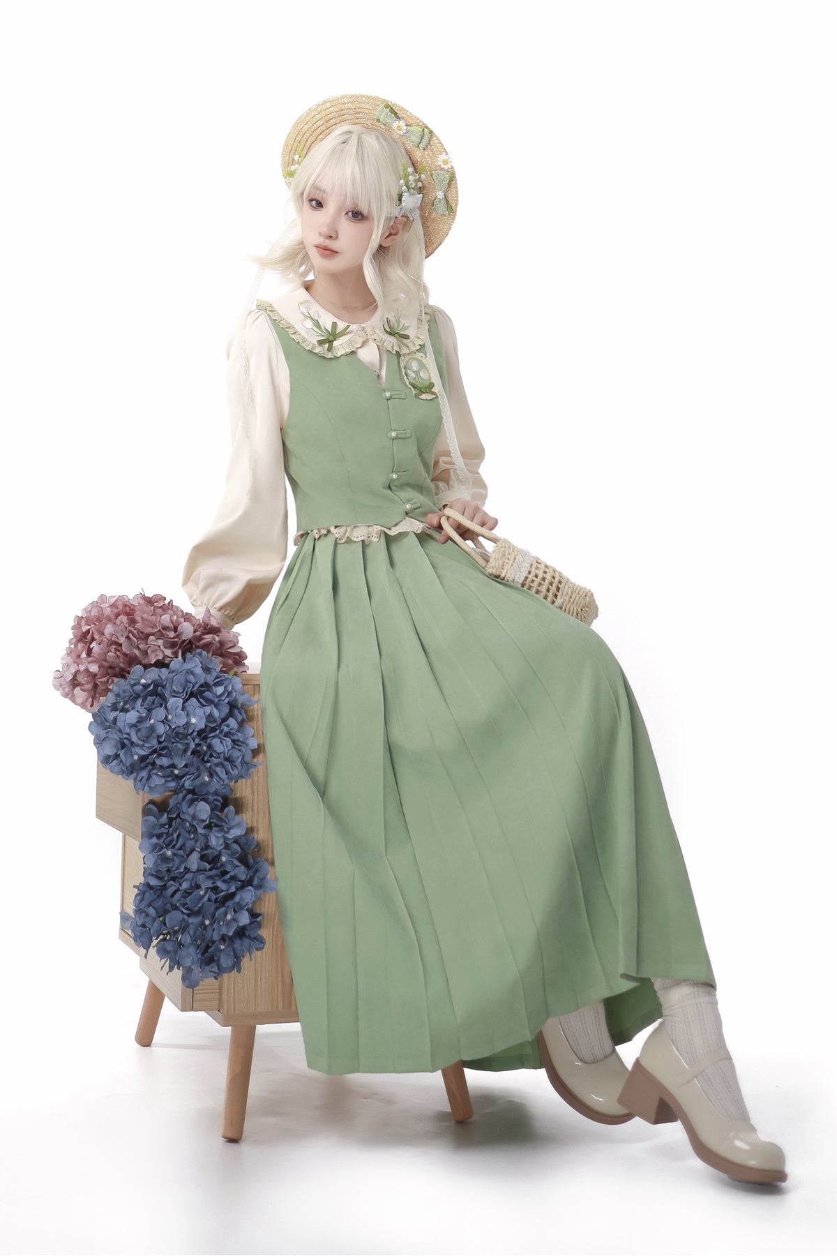 Chinese Style Pleated Skirt Set