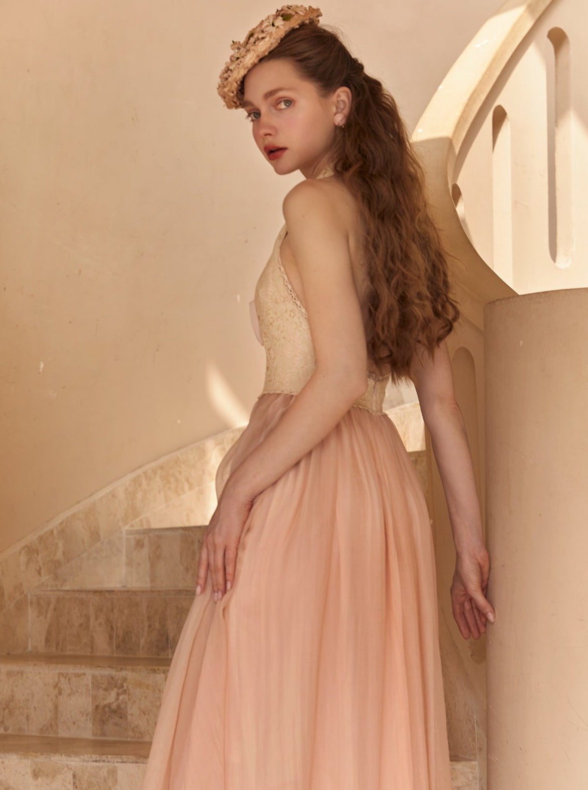 Robe de princesse à col licou français