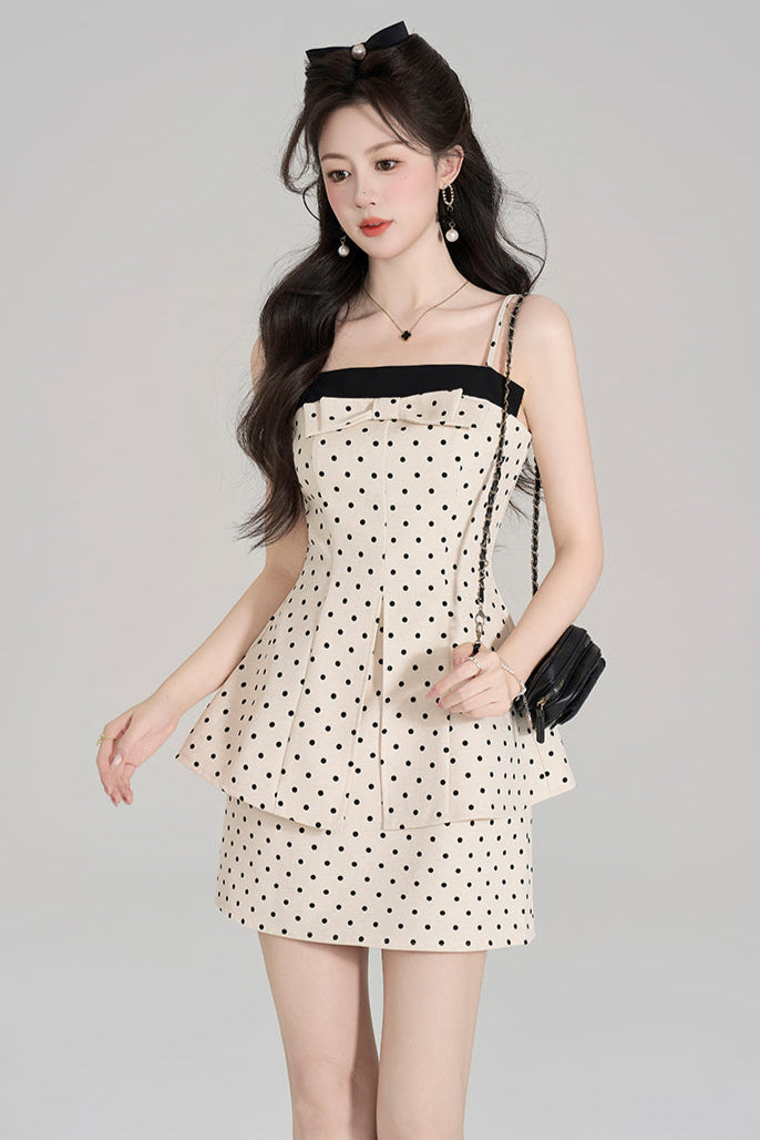 ホルターネックドットシックキャミソールワンピース