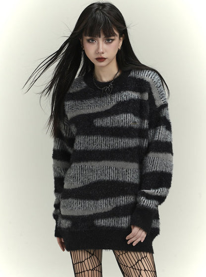 Gestreifter Pullover aus Mohair im Zebra-Stil