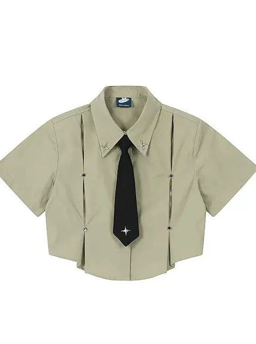 American college style short tie shirt