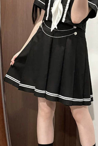 Sailor collar top + pleated skirt