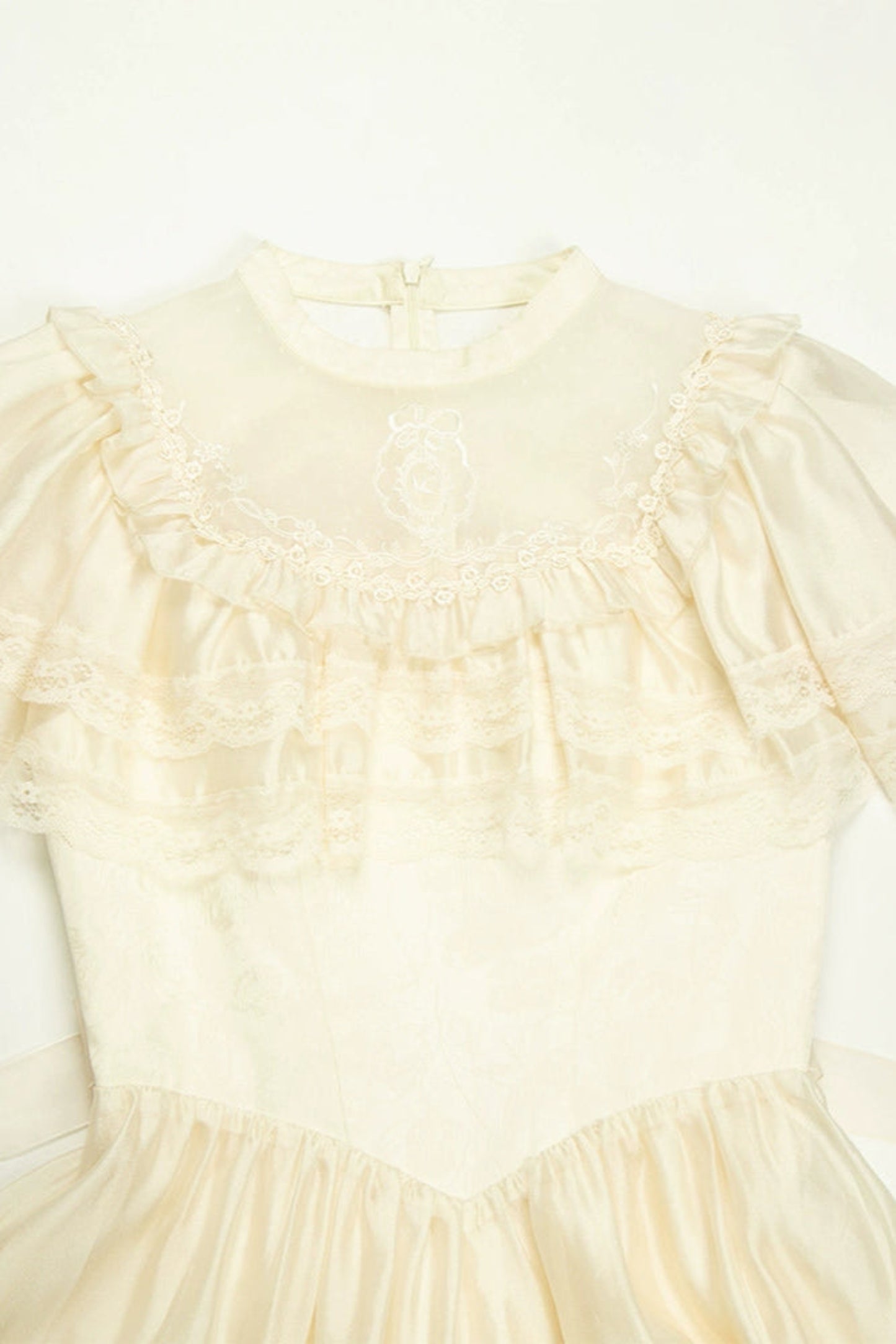 ツインエドワードカラーロリータドレス