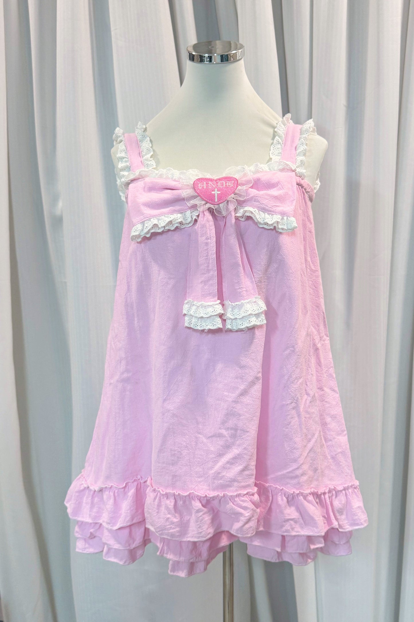 Vestido camisero de muñeca con corazón cruzado