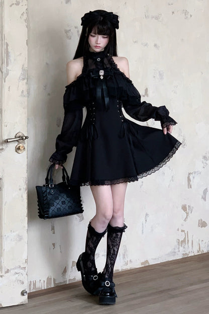 【8月30日予約締切】Black Gothic Off-Shoulder Frill Long Sleeve Dress with Bow Tie