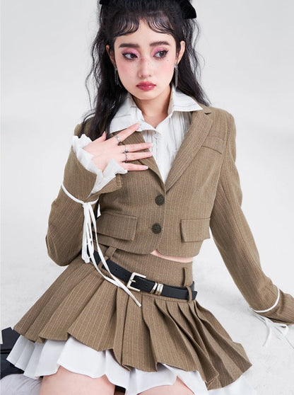 One Point Badge College Jacket + Layered Pleated Skirt