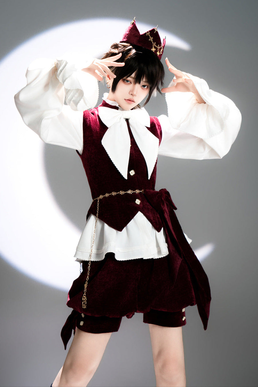 [May 27 reservation deadline] Hunting Rabbit Retro Red Bunny Ear Jacket + Vest + Shorts