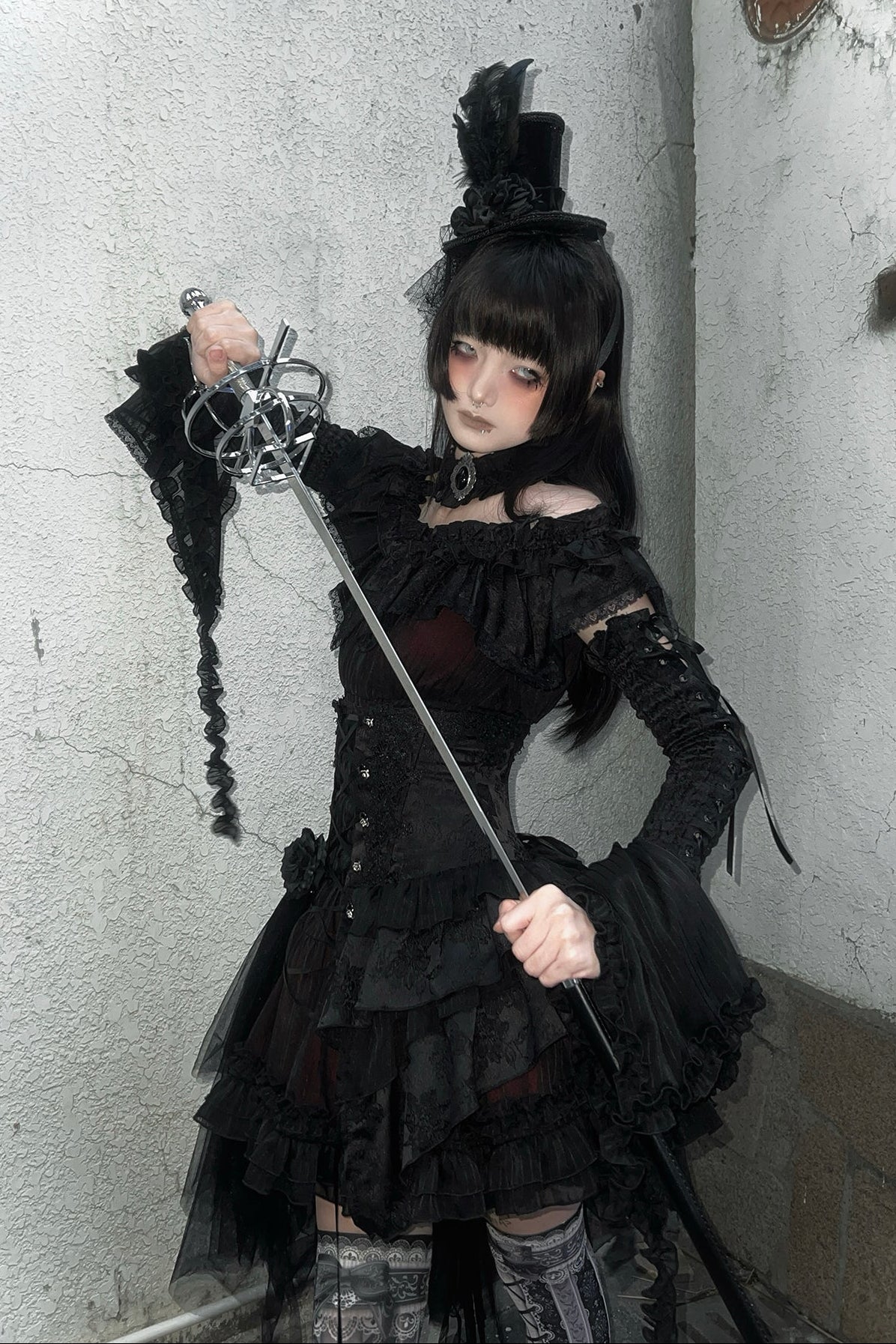 [Deadline for reservations: December 26th] witch's condition Gothic Lolita Off-Shoulder Top + Skirt + Full Set