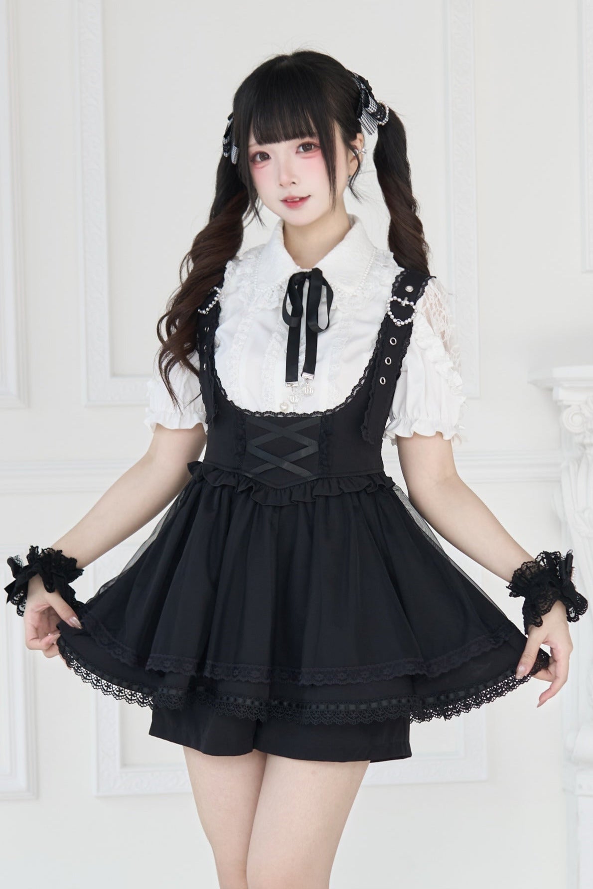 【予約商品】スプレシアーレーススリーブリボンシャツ＋ストラップビスチェドレス