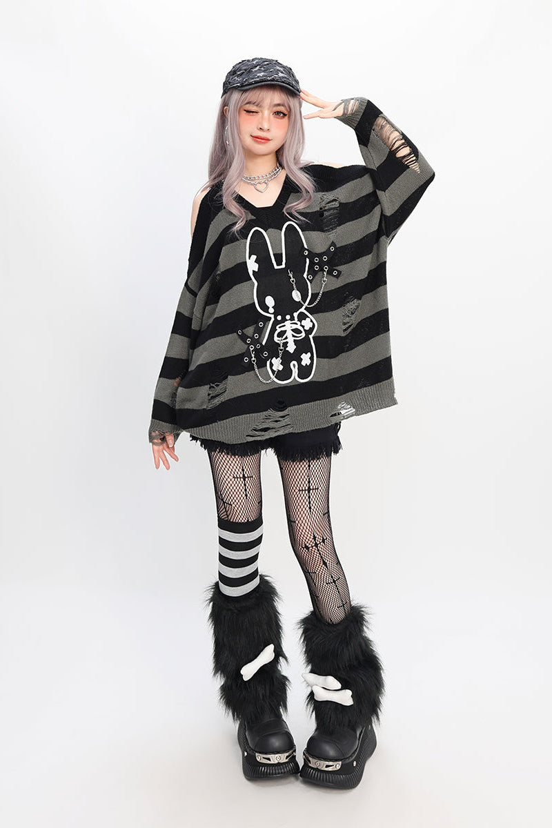 Dark Border Rabbit V-Neck Knit Sweater