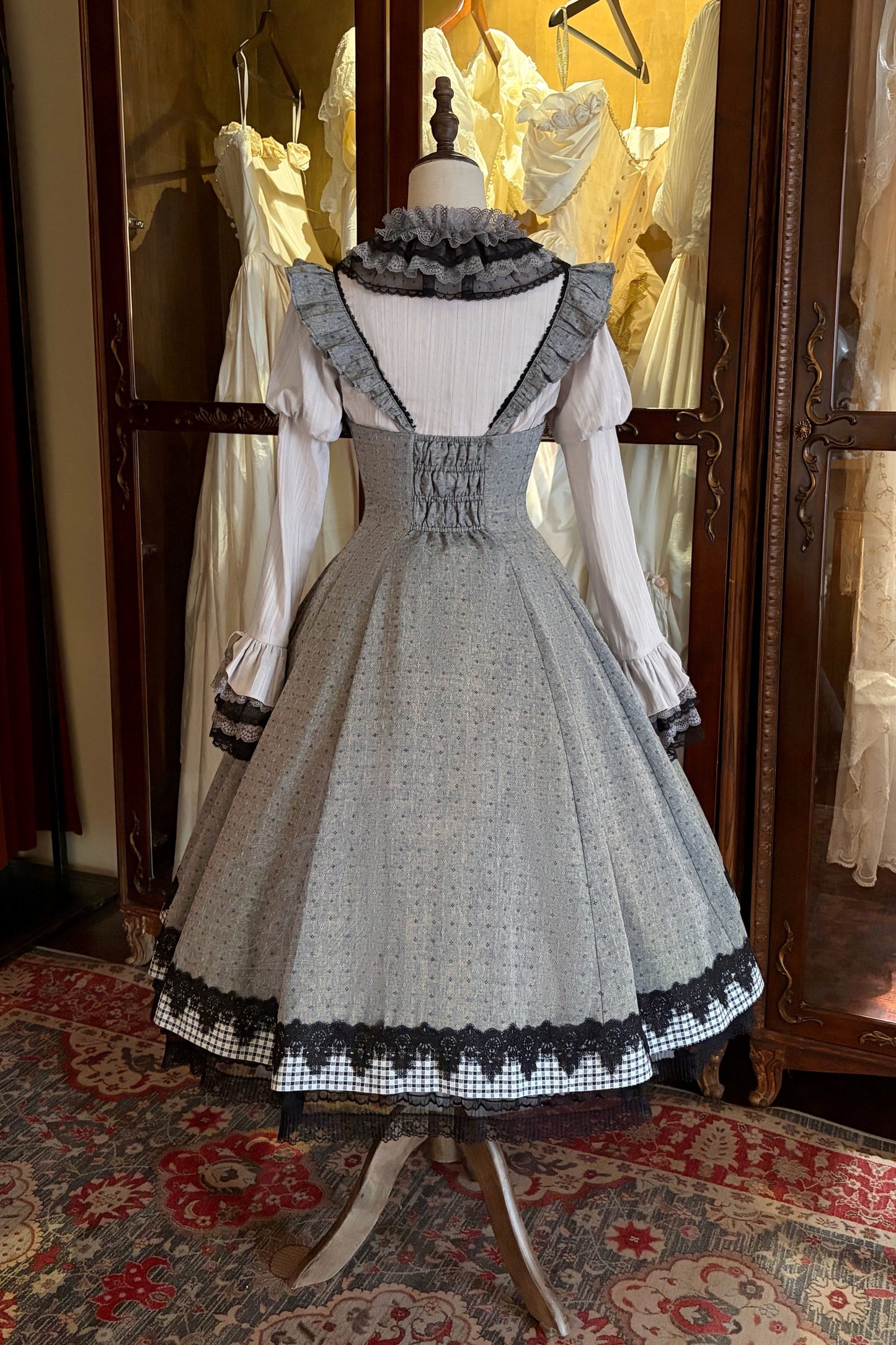 [Pre-order Deadline: May 19] Gray-Black Classic Lolita Top, JSK One-Piece & Bow Tie 3-Piece Ensemble