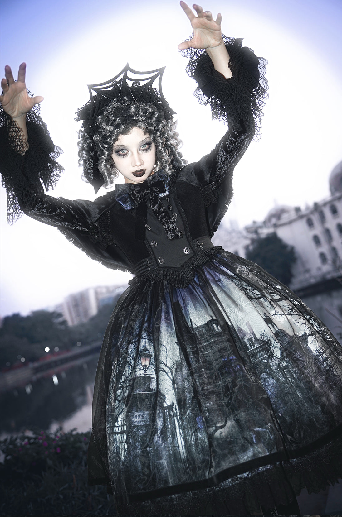 [Deadline for reservation: February 23rd] Horror House Spider Web Gothic Cape Dress